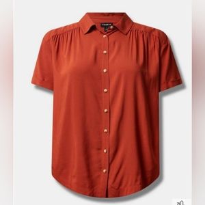 Torrid Short Sleeve Button Up